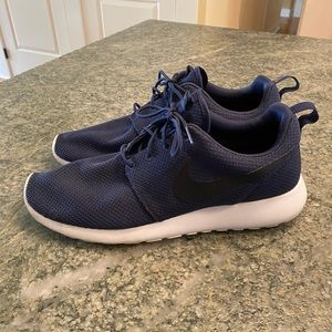Men’s Nike Roshe One - Running Shoes